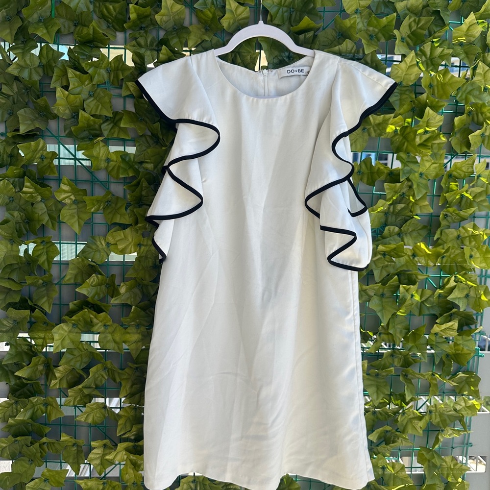 DO+BE White Dress with Black Ruffle Trim